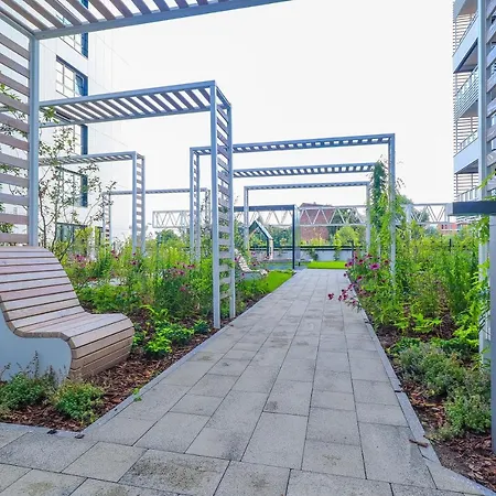 Doki Living & Foodhall Apartment